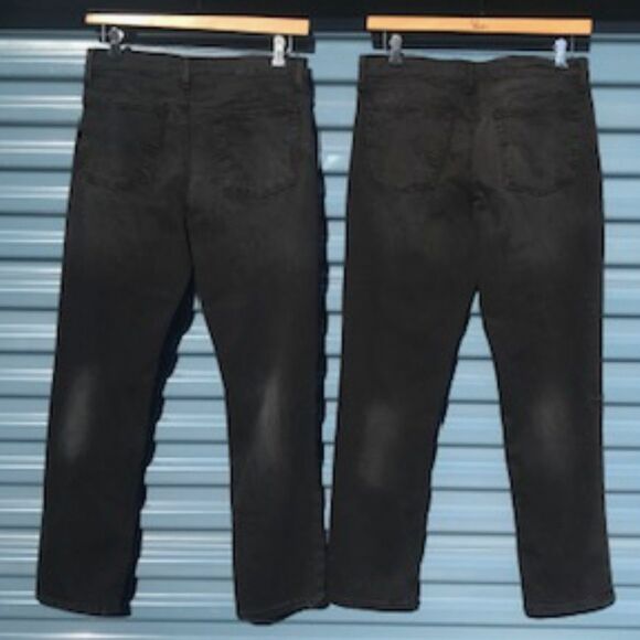 "Ripped" Slim Fit Jeans . Size: 30 x 32 . Black . (2) Pair Bundle . New w/ Tags - Picture 2 of 5